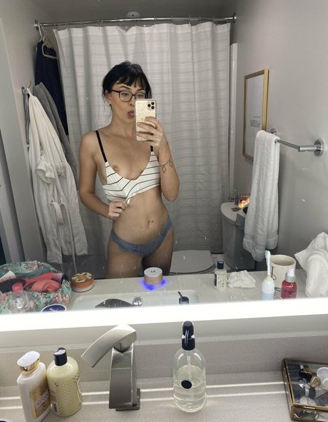 Naakte gelekte OnlyFans-foto van Goddessclaire111