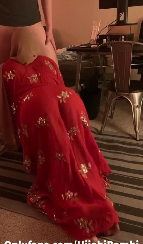Naakte gelekte OnlyFans-foto van Hijabibambi