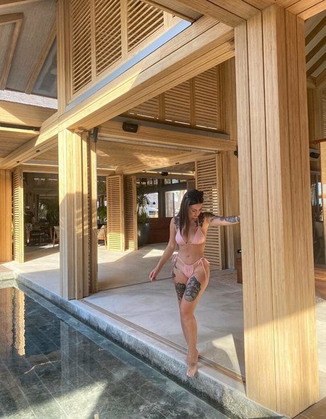Naakte gelekte OnlyFans-foto van Sgitaly