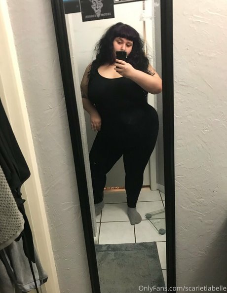 Scarletlabelle