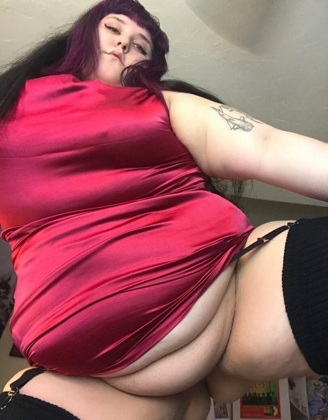 Scarletlabelle