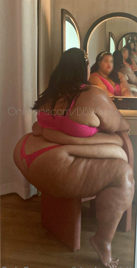 Naakte gelekte OnlyFans-foto van Bbwbadgirlbella