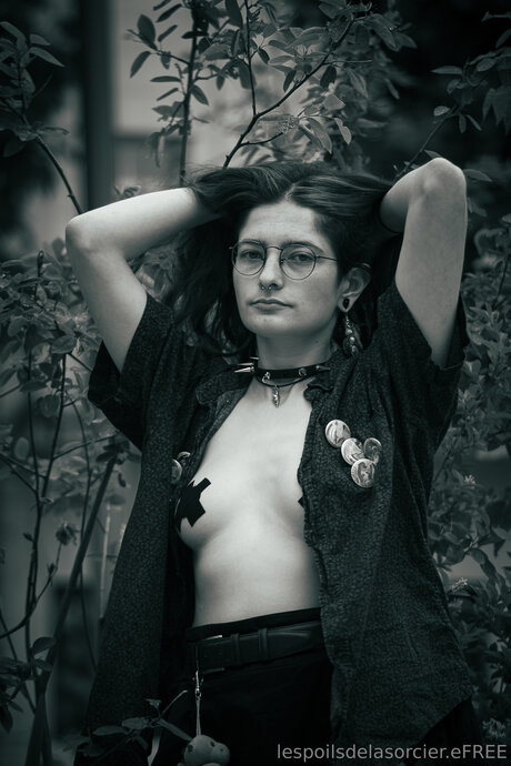 Poilsdesorcier Efree