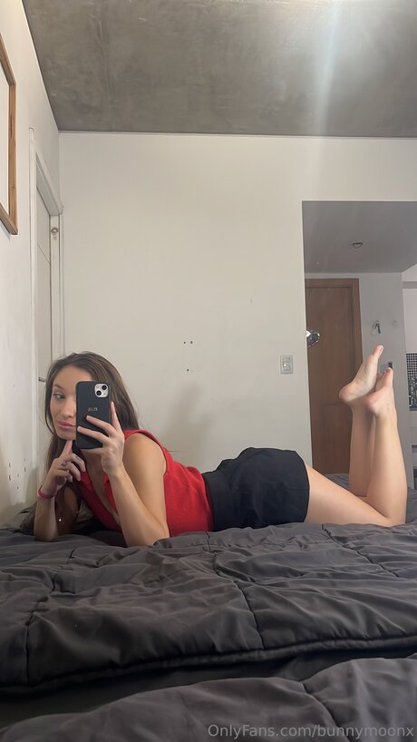 Naakte gelekte OnlyFans-foto van Bunnymoonx
