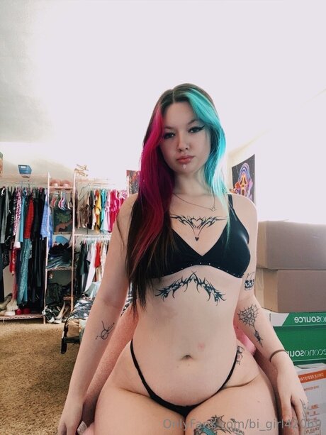 Bi Girl42069
