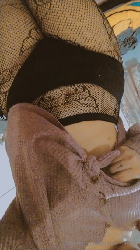 U308143049