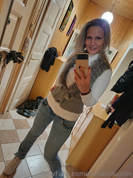 Naakte gelekte OnlyFans-foto van Samanthajolie