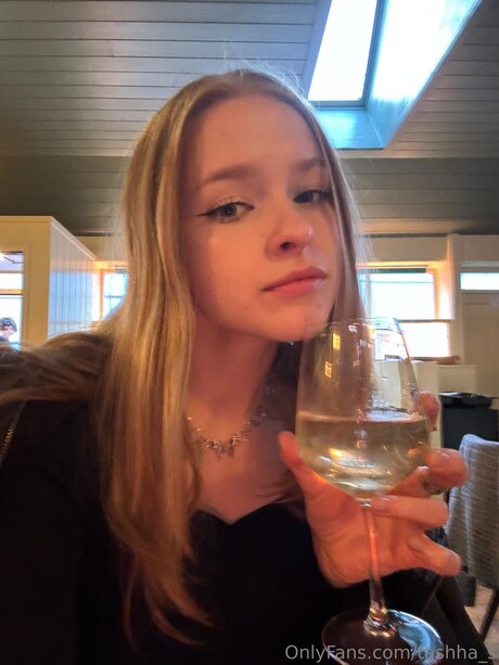 Naakte gelekte OnlyFans-foto van Tashha S