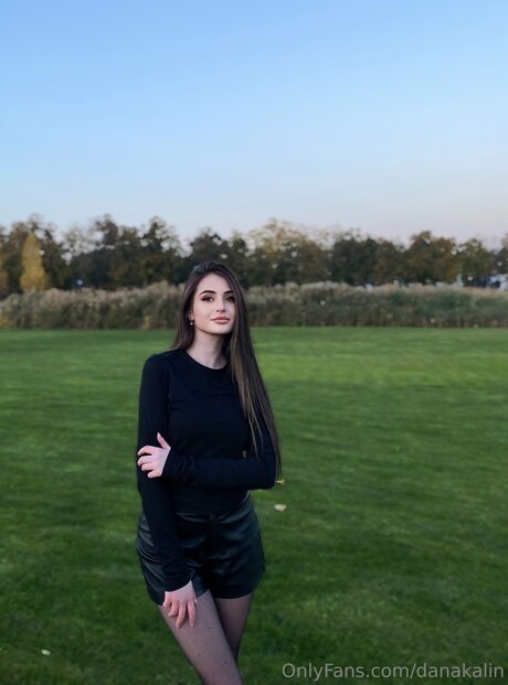 Naakte gelekte OnlyFans-foto van Danakalin