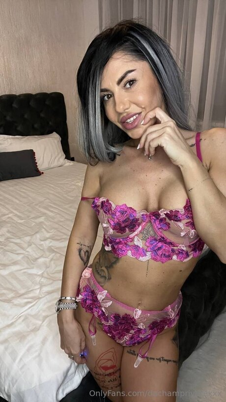 Naakte gelekte OnlyFans-foto van Duchamprivatexxx