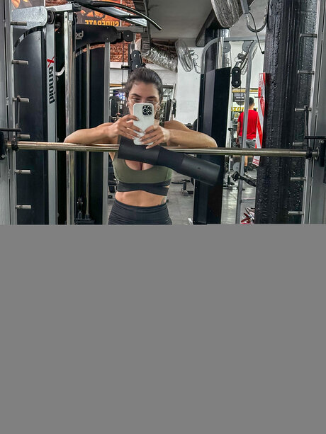 Naakte gelekte OnlyFans-foto van Sophiesweett