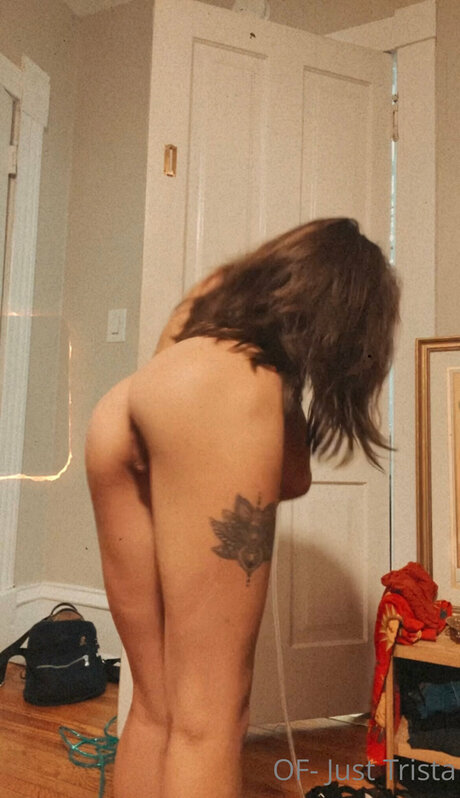 Naakte gelekte OnlyFans-foto van Tristamariemcg