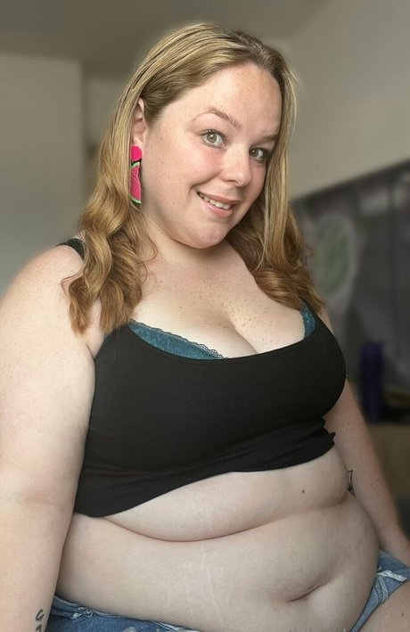 Naakte gelekte OnlyFans-foto van Bbwkatex