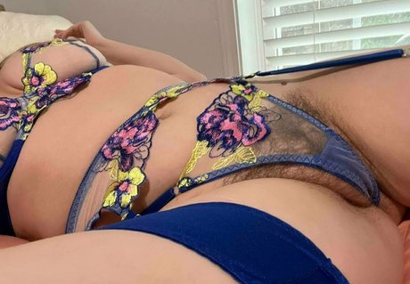 Hotmomevie