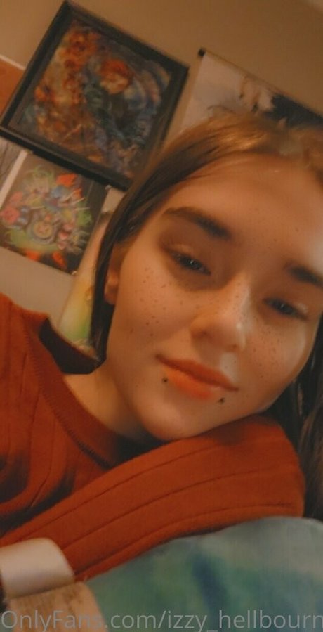 Izzy_hellbourne