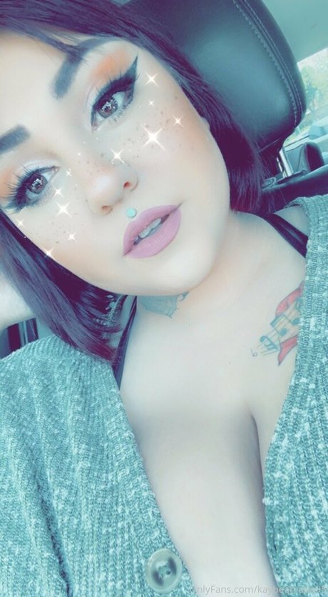 Naakte gelekte OnlyFans-foto van Kaybearcutie95