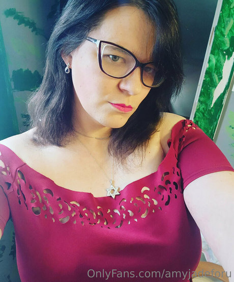 Naakte gelekte OnlyFans-foto van Amyjadeforu