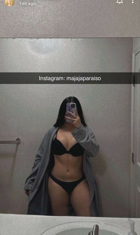 Naakte gelekte OnlyFans-foto van Maria Paraiso