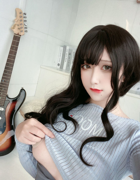 Naakte gelekte OnlyFans-foto van Rioko Cosplay