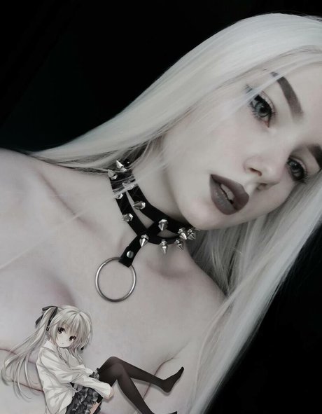 Naakte gelekte OnlyFans-foto van Vell Felice