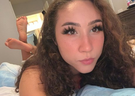 Naakte gelekte OnlyFans-foto van Karinaladiosa