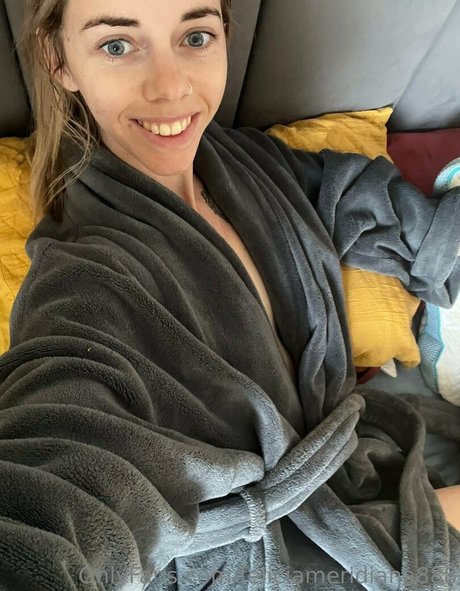 Naakte gelekte OnlyFans-foto van Feliciameridiana888