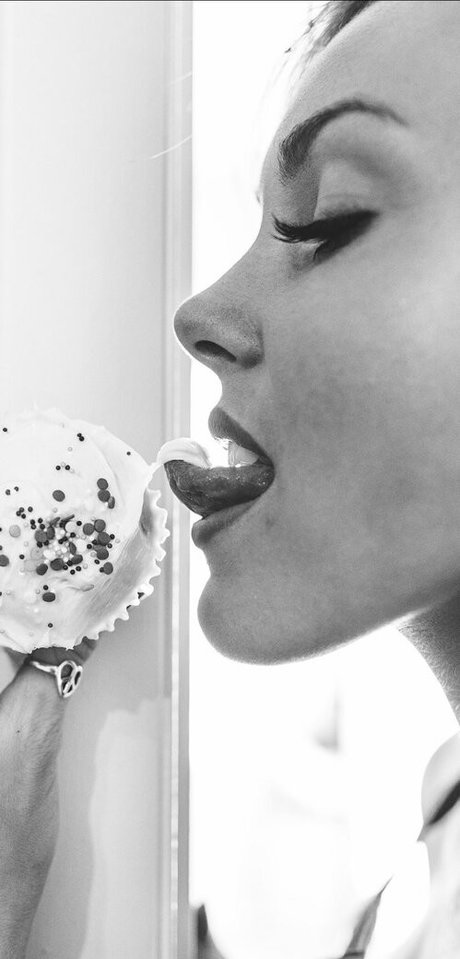 Naakte gelekte OnlyFans-foto van Presssme