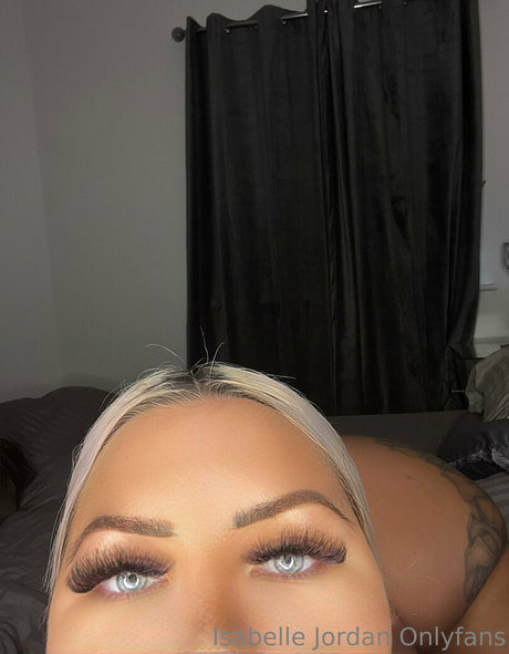 Naakte gelekte OnlyFans-foto van Missisabelleberry