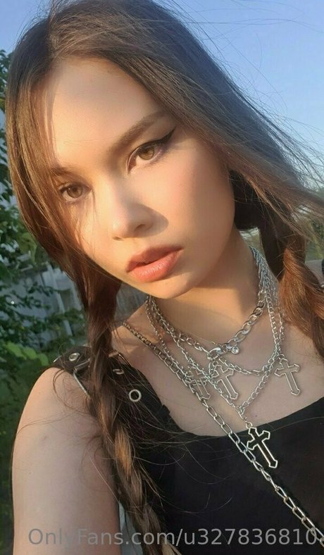 Naakte gelekte OnlyFans-foto van Virginiaprincess