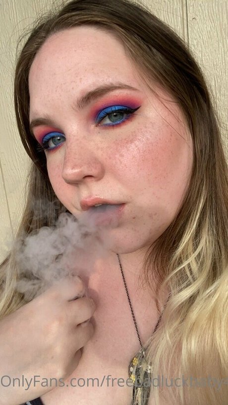 Naakte gelekte OnlyFans-foto van Freebadluckbaby420
