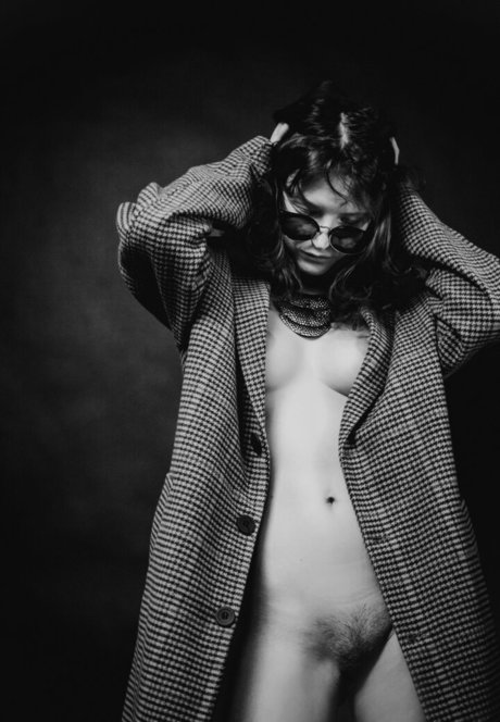 Naakte gelekte OnlyFans-foto van Jinadaisy