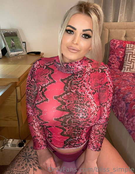 Naakte gelekte OnlyFans-foto van Blisssimple