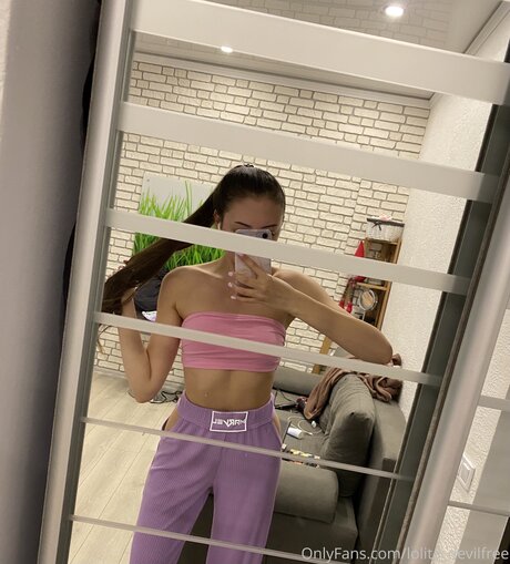Naakte gelekte OnlyFans-foto van Venusinfurs30