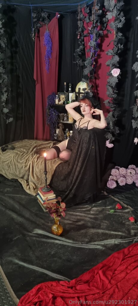Naakte gelekte OnlyFans-foto van U292301927