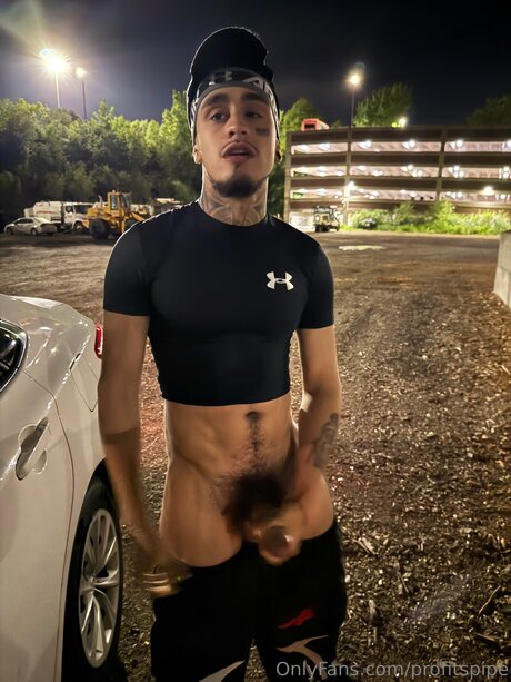 Naakte gelekte OnlyFans-foto van Profitspipe