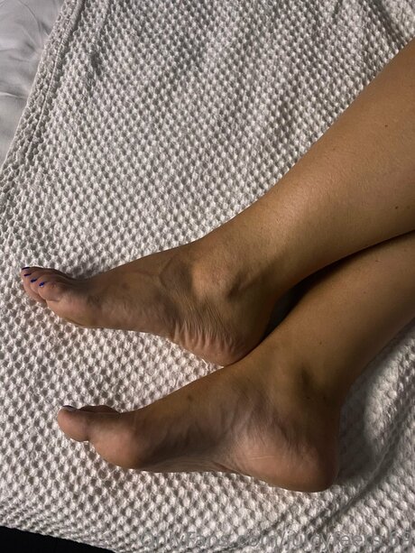 Naakte gelekte OnlyFans-foto van Juicyfeets 69