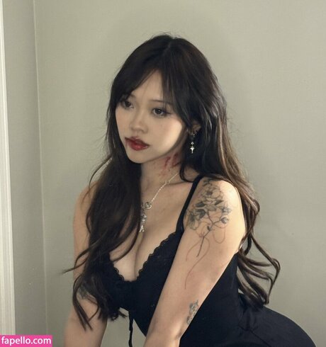 Naakte gelekte OnlyFans-foto van Ursungirl