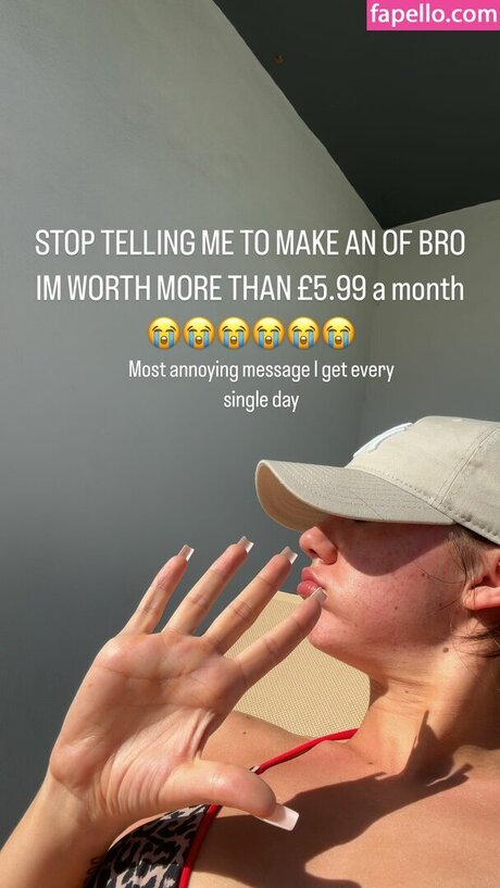 Naakte gelekte OnlyFans-foto van Mkdobo