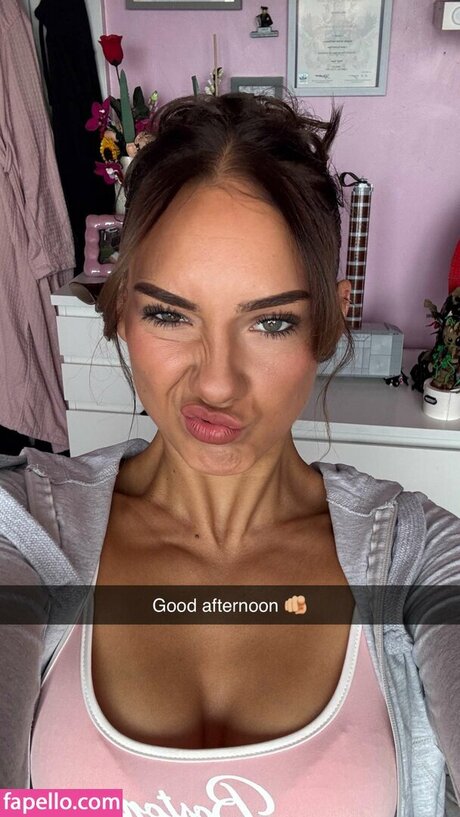Naakte gelekte OnlyFans-foto van Mkdobo