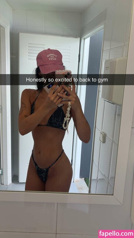 Naakte gelekte OnlyFans-foto van Mkdobo