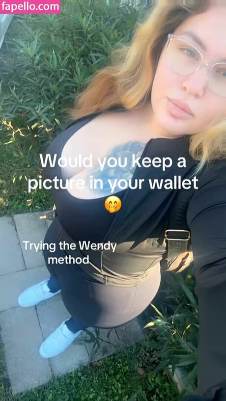 Naakte gelekte OnlyFans-foto van Shyjess13