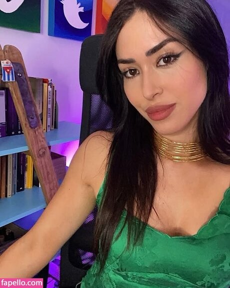 Maricel Freire Hotwife