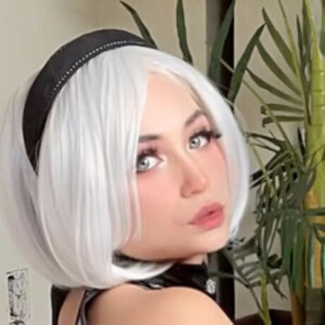 Naakte gelekte OnlyFans-foto van Loltrxnity