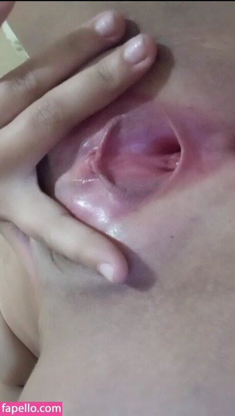 Naakte gelekte OnlyFans-foto van Gracyenny