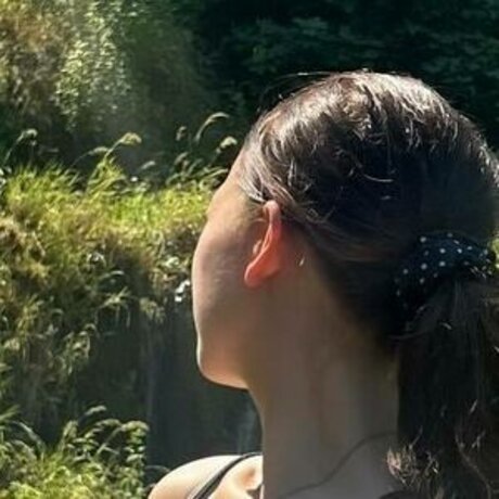 Naakte gelekte OnlyFans-foto van Mollyswes
