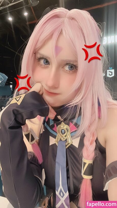 Naakte gelekte OnlyFans-foto van Lilyshibe