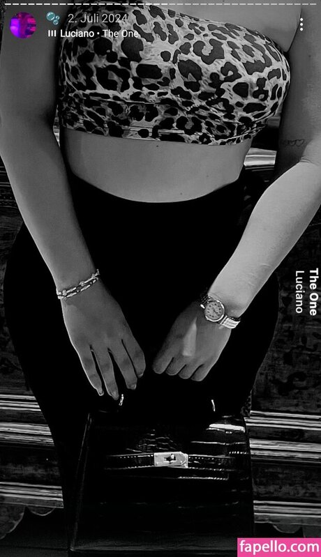 Naakte gelekte OnlyFans-foto van Tonirct