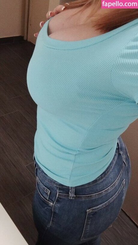 Naakte gelekte OnlyFans-foto van Stellarstar777