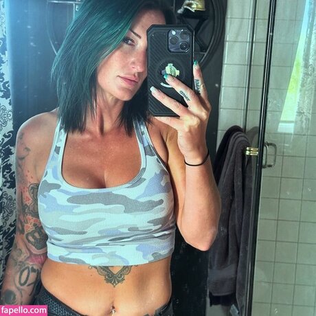 Naakte gelekte OnlyFans-foto van Killaahhonlyfriends
