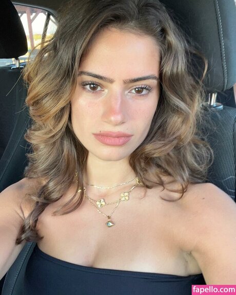 Naakte gelekte OnlyFans-foto van Rimaelif